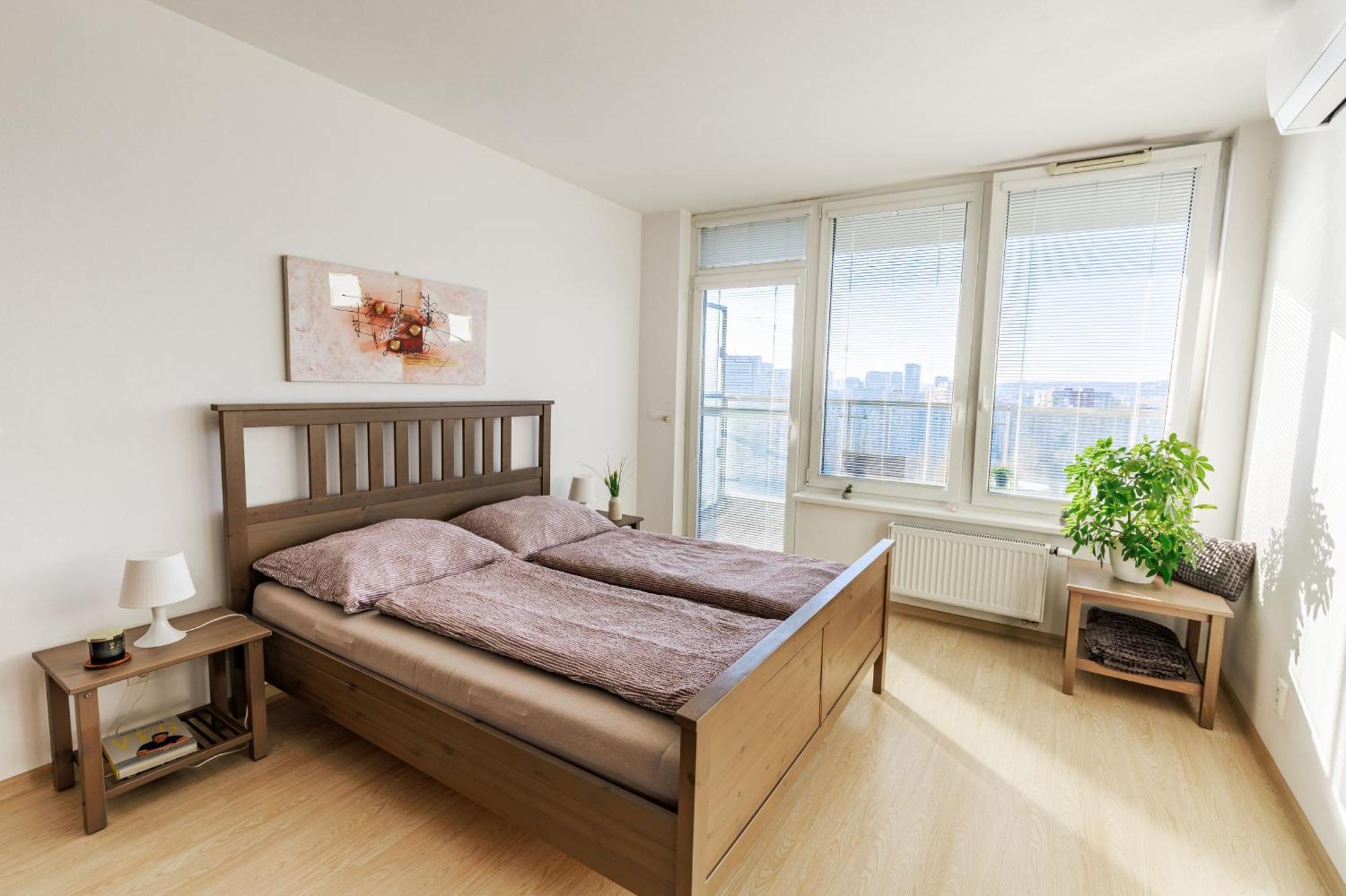Apartman Sunny With Amazing Terrace On The 13th Floor Near Center